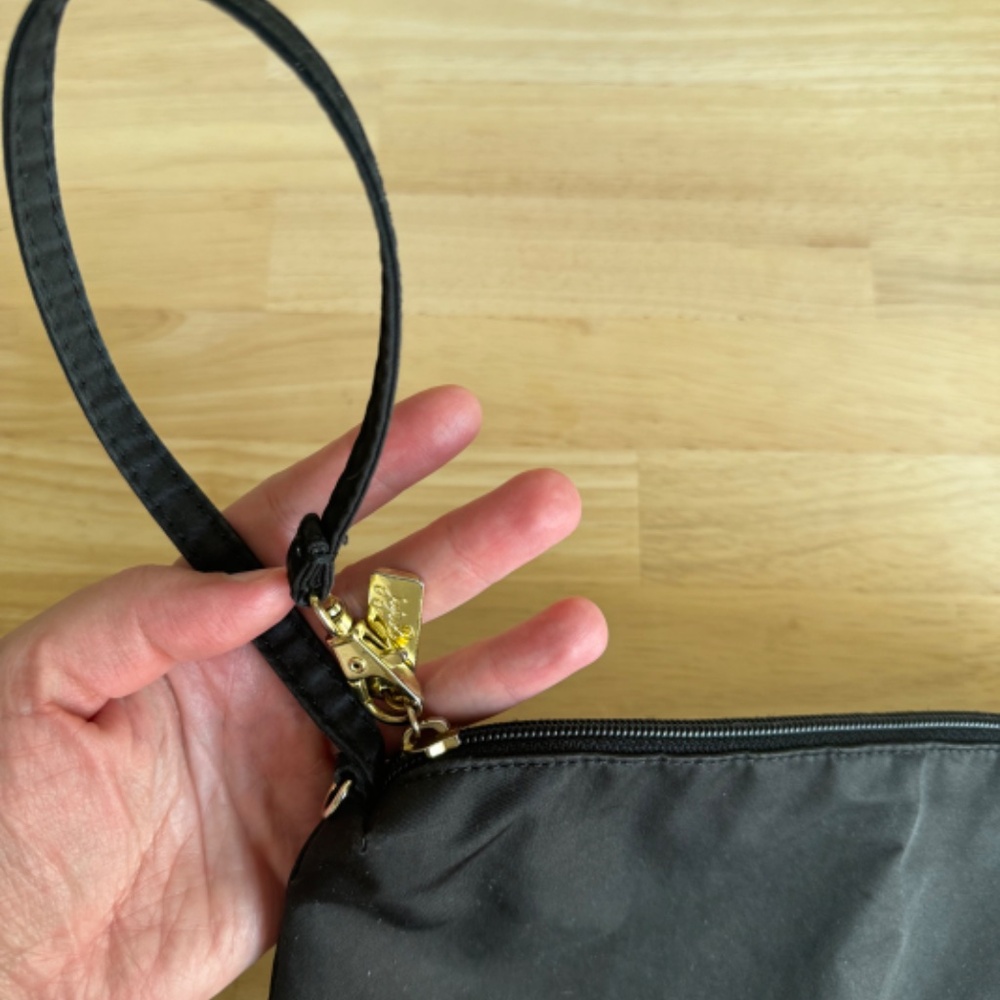 JuJuBe Be Quick Wristlet, Black Chromatics, GUC - Picture 5 of 15